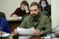 Депутат Дмитрий Кузнецов предложил внести в законодательство понятие «интересы ребенка»