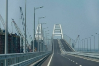Крымский мост открыли для автомобилей
