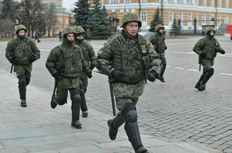 ФСО проведет в Москве учения с возможным участием бронетехники