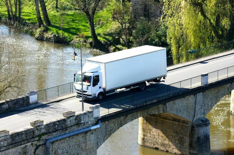 Наказание за перевозку сигарет без маркировки предлагают ужесточить