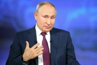 Путин назвал «острой» проблему абортов в России