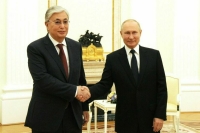 Путин 9 ноября проведет переговоры с президентом Казахстана