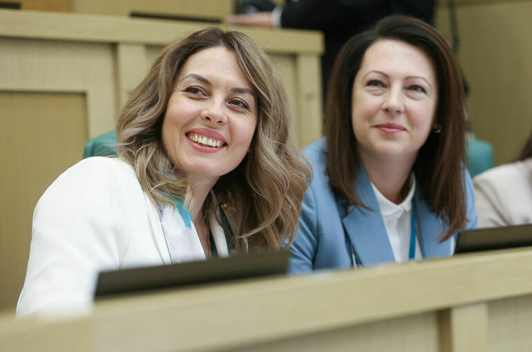 Женщины преобладают в управлении каждой третьей компании в России