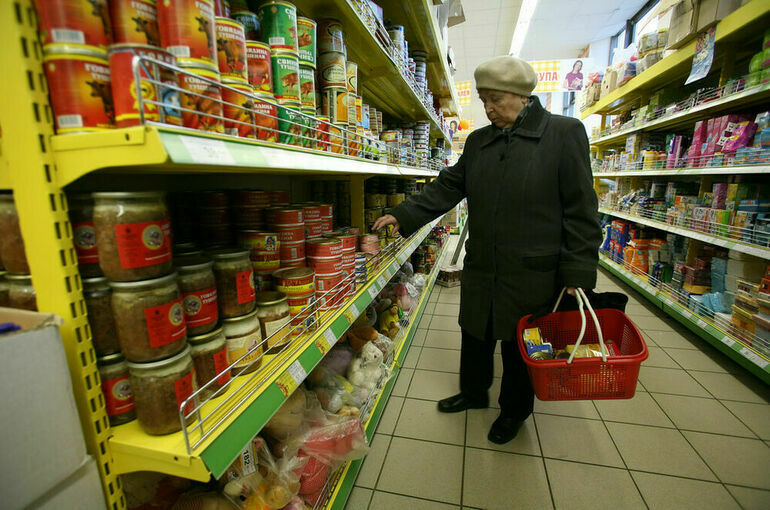 В России планируют ввести обязательную маркировку консервов