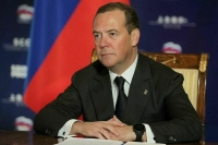 Медведев: Массового оттока ведущих ученых из России удалось избежать