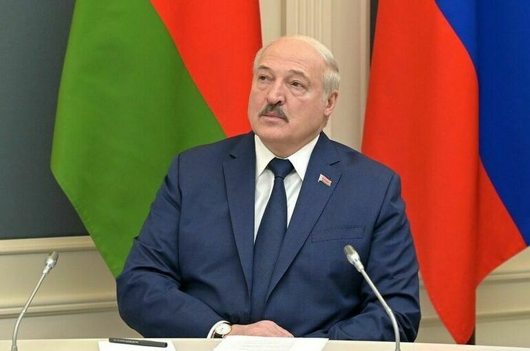 Лукашенко заявил о вскрытии преступной схемы при экспорте молочки в Россию