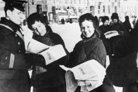Почему в блокадном Ленинграде газеты приравняли к хлебу