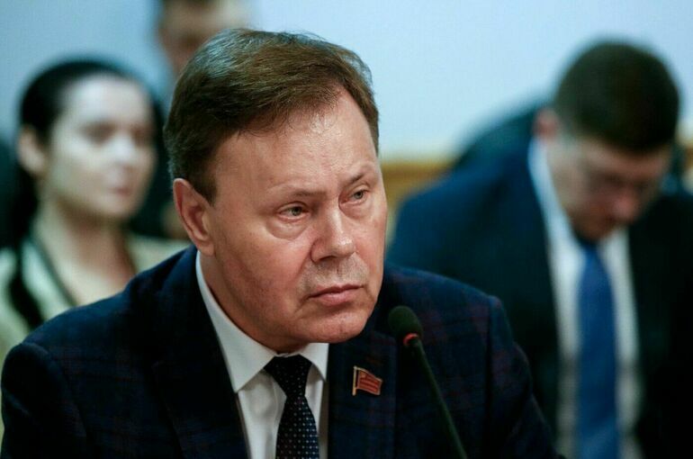 Депутат Арефьев проведет рейд по астраханским «наливайкам»