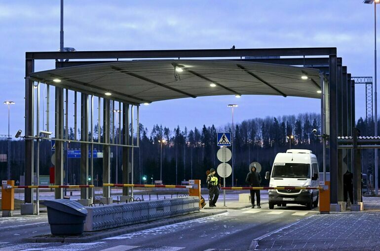 В АТОР рассказали, как россиянам вернуться из Финляндии