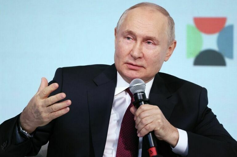 Путин заявил, что Россия не собирается закрывать «окно в Европу»