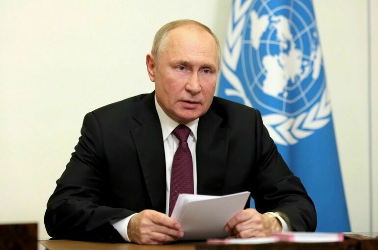 Путин заявил о поступательном развитии отношений России и Таджикистана