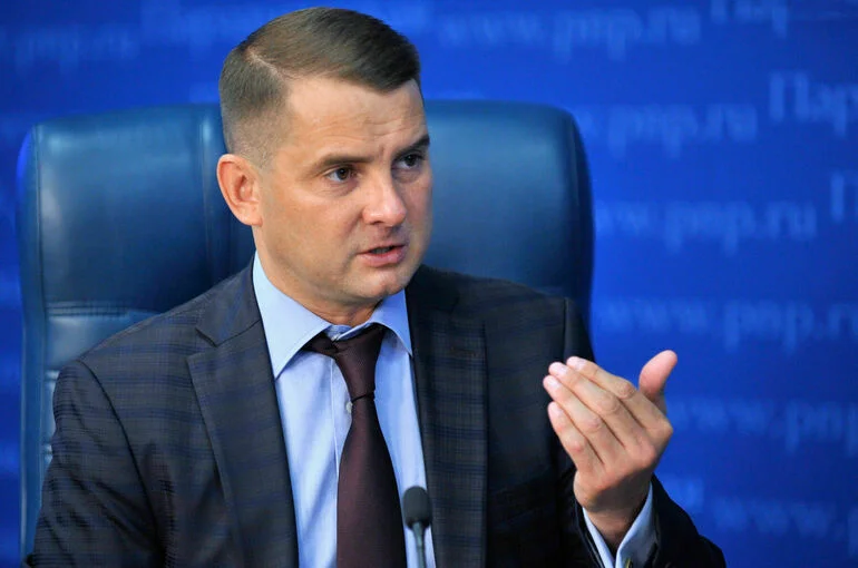 Нилов: Год семьи позволит больше популяризировать многодетные семьи