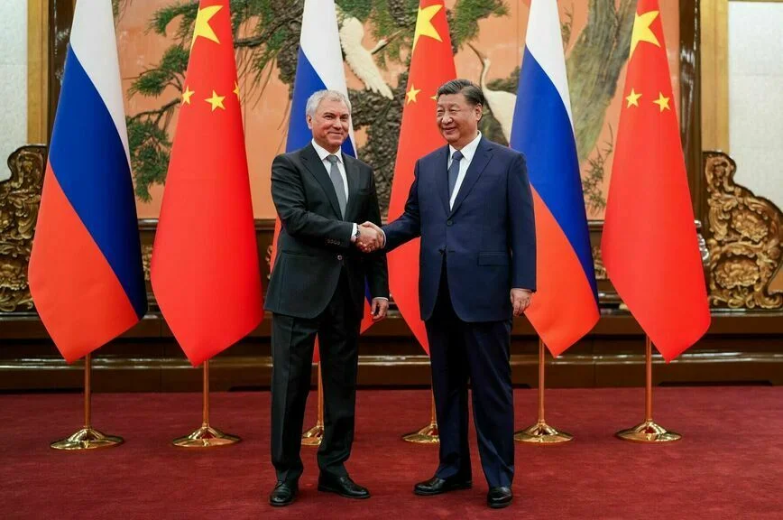 Вячеслав Володин и Си Цзиньпин.