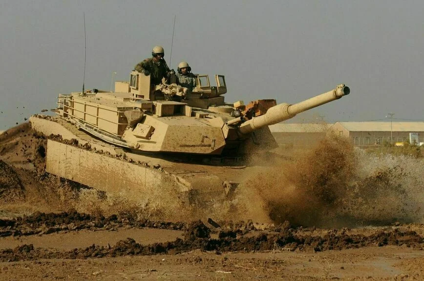 Танк Abrams.