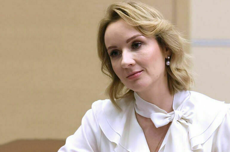 Детям, пострадавшим от обстрелов в новых регионах, присвоят особый статус