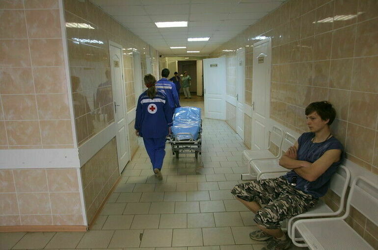 Три человека пострадали в результате урагана в Севастополе