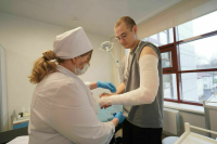 В Госдуму внесли законопроект о понятии «немедицинская услуга»