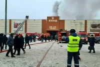 Число пострадавших при пожаре на рынке «Садовод» возросло до двух