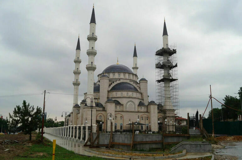 В Крыму готовятся к открытию крупнейшей мечети на полуострове