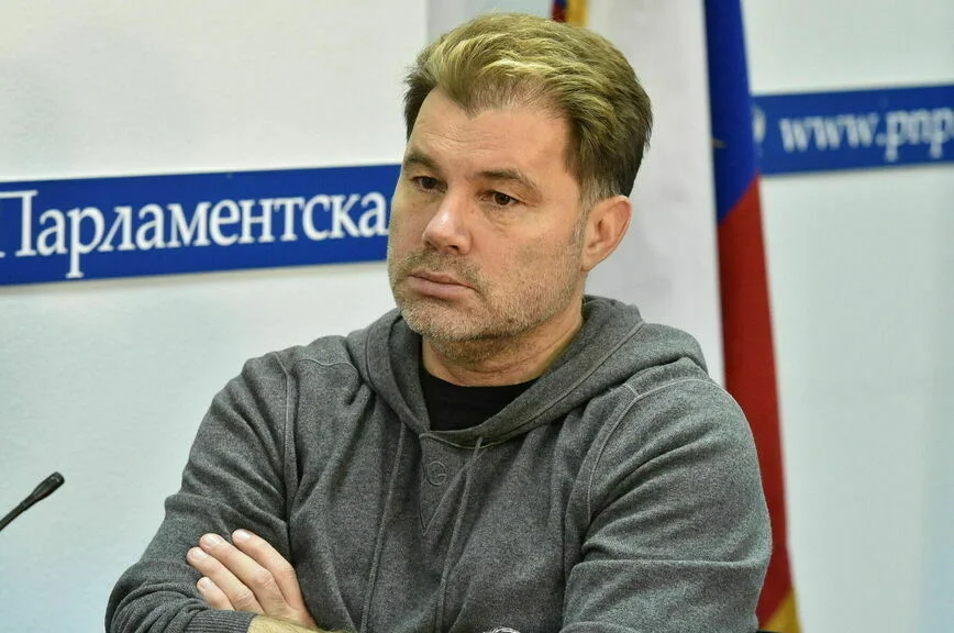 Олег Рой.