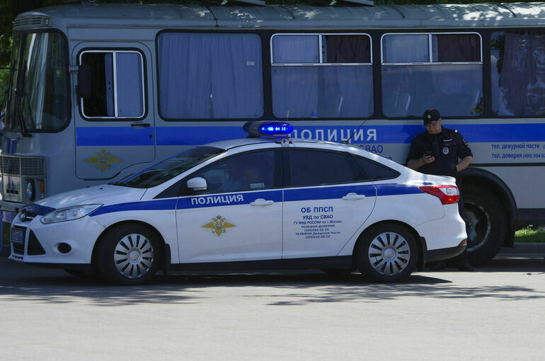 На юге Москвы неизвестные обстреляли водителя и украли сумку с деньгами