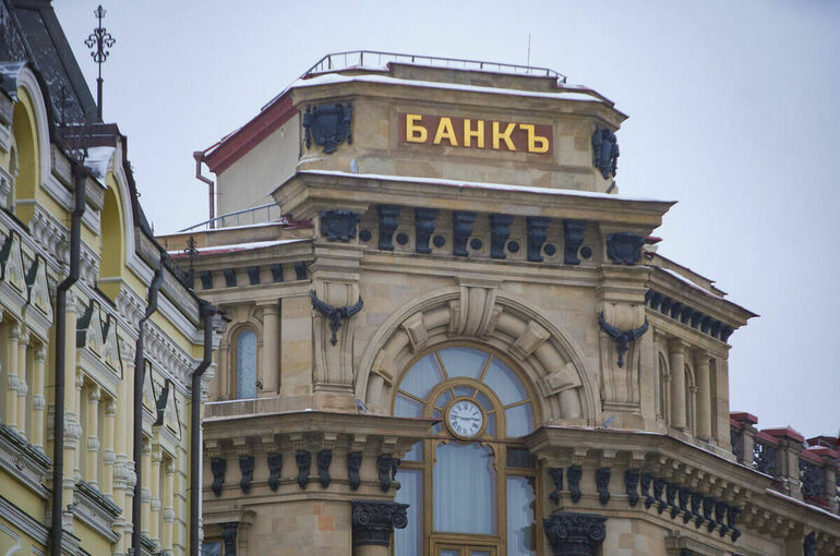 Путин разрешил небольшим банкам неограниченно открывать корсчета за рубежом