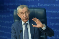 Климов считает, что без финансирования США конфликт на Украине завершится