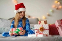 Кто может получить бесплатные новогодние подарки для детей