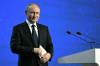 Путин заявил, что ждет от «Единой России» инициатив по «сбережению народа»
