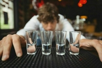Россиянам помогут завязать с алкоголем