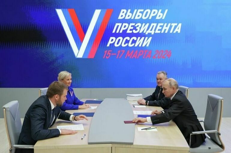 Сбор подписей в поддержку Путина начнется 23 декабря