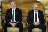 Алиев и Пашинян пожали руки на неформальном саммите лидеров СНГ