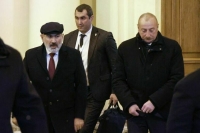 Пашинян и Алиев обсудили в Петербурге мирную повестку