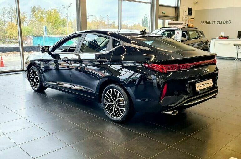 За неделю в России подорожали легковые автомобили и телевизоры