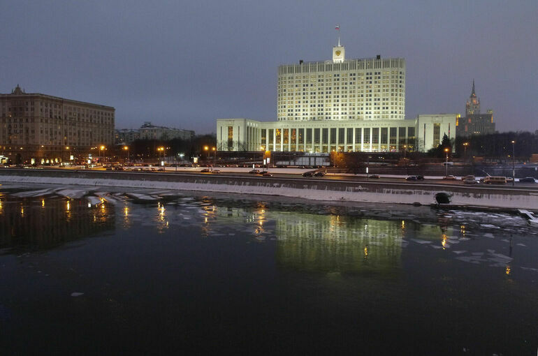 Действие мер поддержки ищущих работу граждан продлили до конца 2024 года