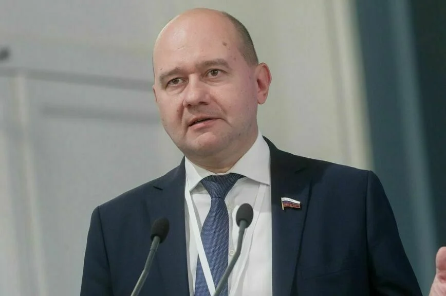 Олег Леонов.