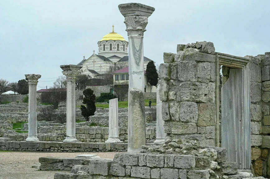 Базилика на территории музея-заповедника Херсонеса Таврического в Крыму