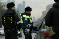 Водителей иномарок наказали за дрифт с фейерверками в Москве