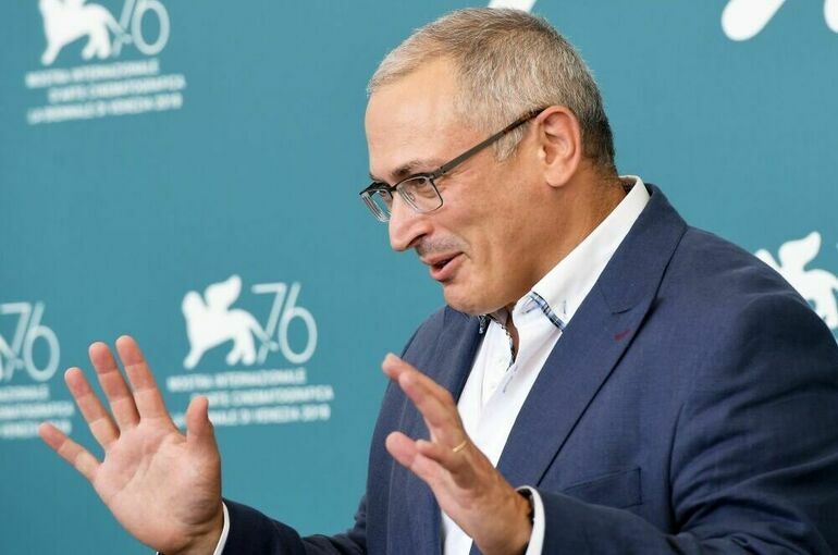 Ходорковского* переобъявили в розыск после возбуждения дела о фейках об армии