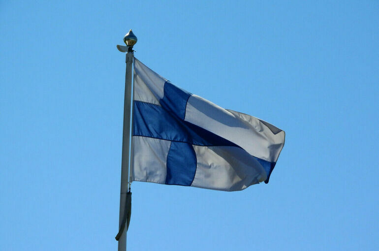 Финляндия продлила закрытие КПП на границе с Россией 