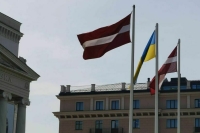 Латвия передаст Украине вертолеты, артиллерию, снаряды и ракеты