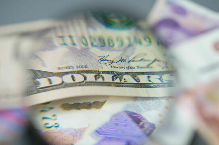 Доллар на Мосбирже подешевел до 88 рублей