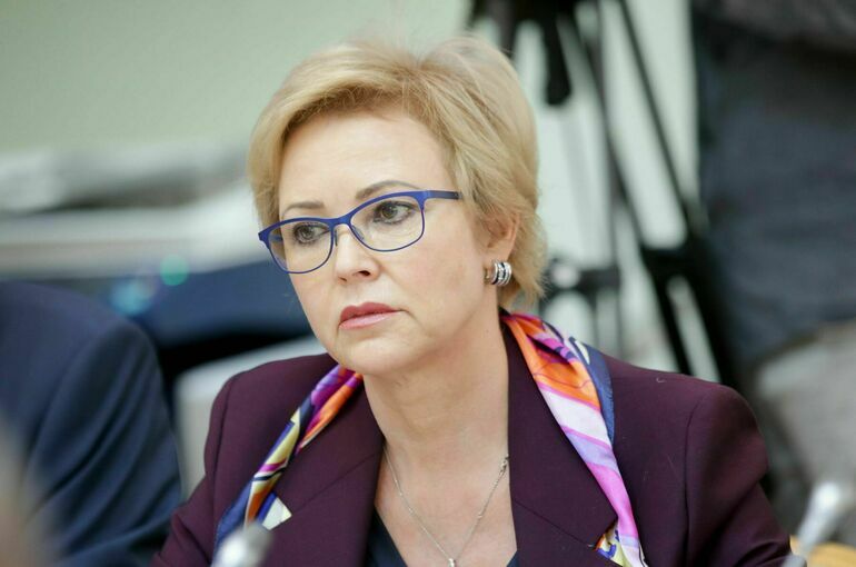 Депутат Соломатина рассказала, как правильно одеваться в мороз