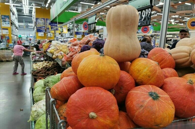 Ретейлеров предлагают обязать 25% полок отводить под региональные товары