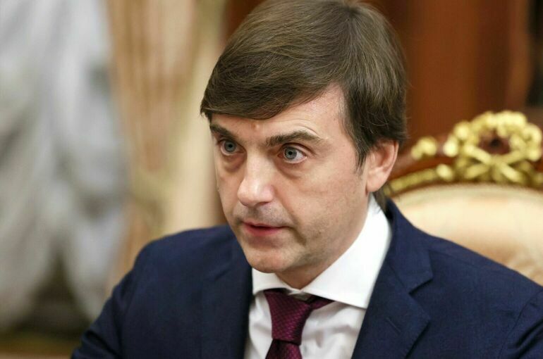 Кравцов: Вторая смена осталась в 15% школ