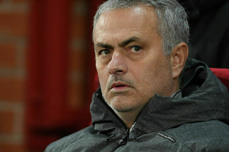 Португалец Моуринью покинул пост главного тренера итальянской «Ромы»