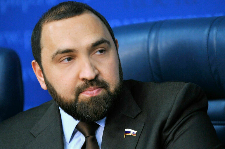 Депутат Хамзаев заявил, что закон о запрете «наливаек» в домах примут в январе