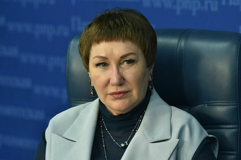 Перминова рассказала, когда может появиться закон о статусе многодетных семей
