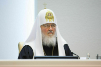 Патриарх Кирилл призвал исключить необоснованное вторжение опеки в семью