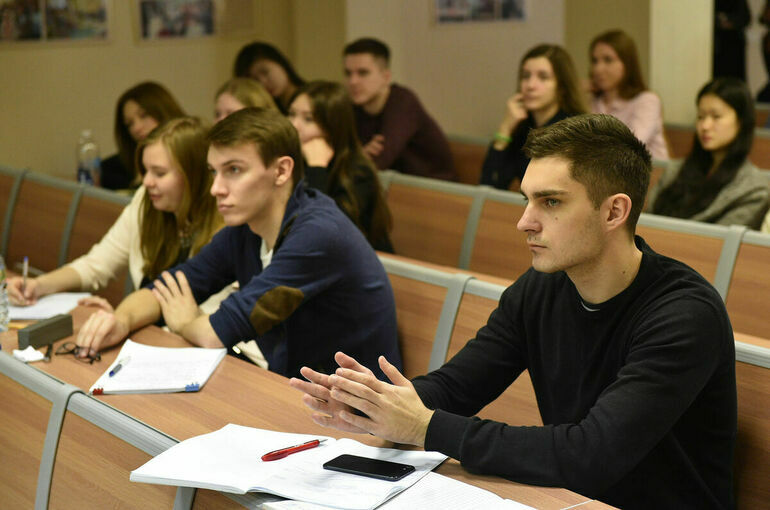 Путин: Переход на новую систему образования будет плавным